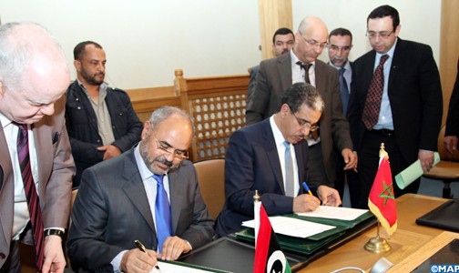 الرباط .. المغرب وليبيا يوقعان اتفاقية تعاون في مجال النقل البحري والموانئ