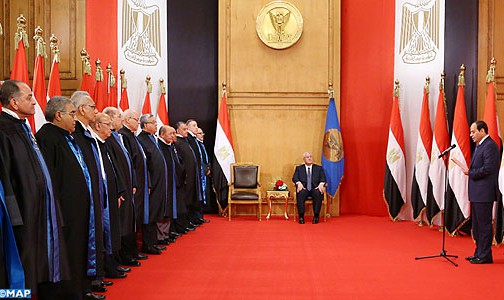 الرئيس المصري المنتخب عبد الفتاح السيسي يؤدي اليمين الدستورية