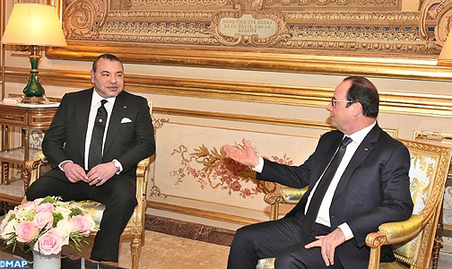 جلالة الملك يتباحث بباريس مع الرئيس الفرنسي