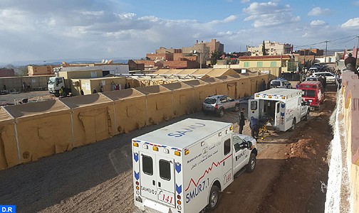 المستشفى المدني المتنقل يشرع في تقديم خدماته لساكنة إقليم خنيفرة قبل انطلاقته الرسمية وتجهزيه بالكامل (وزارة)