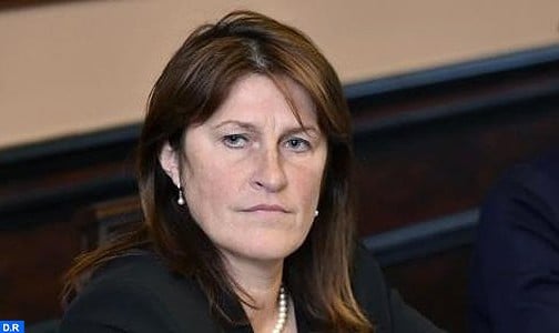 استقالة وزيرة النقل البلجيكية بعد اتهامها بإهمال تقارير حذرت من ” ثغرات خطيرة ” في أمن مطارات بلجيكا