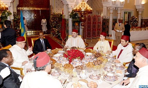 جلالة الملك يقيم بالدار البيضاء مأدبة إفطار على شرف الرئيس الرواندي