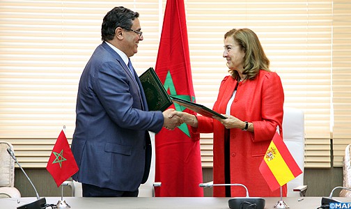 المغرب واسبانيا يوقعان على مذكرة تفاهم تهم التكنولوجيا الحيوية في مجالي الفلاحة والصيد البحري