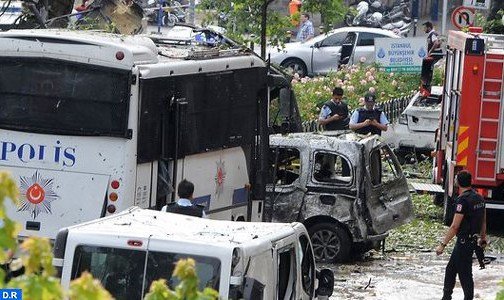 مقتل ثمانية من رجال الشرطة على الاقل وجرح 45 آخرين في هجوم جنوب شرق تركيا (وكالة)
