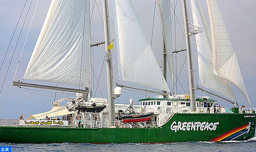 سفينة “غرينبيس” في لبنان في أول محطة ضمن جولة “الشمس تجمعنا” تنهيها بالمغرب في نونبر المقبل