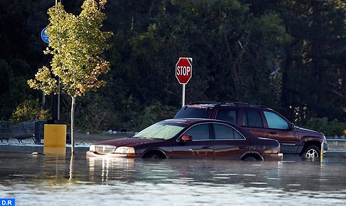 الفيضانات تغمر نورث كارولاينا بعد إعصار ماثيو وعدد الضحايا يرتفع