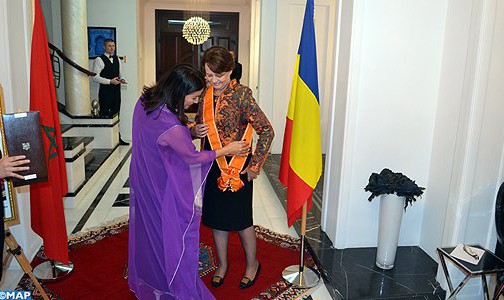 حفل في بوخارست لتسليم سفيرة رومانيا السابقة بالمغرب الحمالة الكبرى من الوسام العلوي