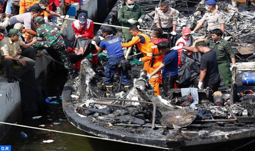 إندونيسيا..ارتفاع حصيلة حريق على متن قارب سياحي إلى 23 قتيلا