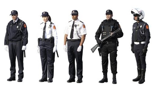 الكلفة المالية للزي الوظيفي الجديد لموظفي الشرطة انخفضت بحوالي 37 في المائة مقارنة بالزي القديم