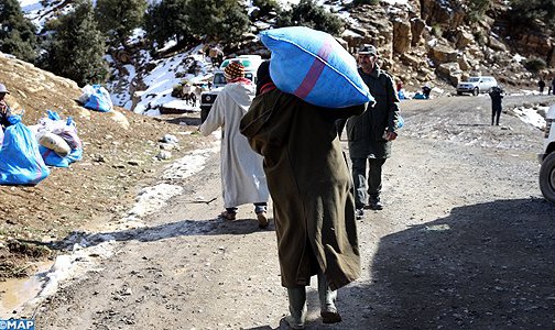إقليم صفرو .. تقديم الدعم والمساعدة لحوالي 1000 شخص لمواجهة آثار موجة البرد والصقيع