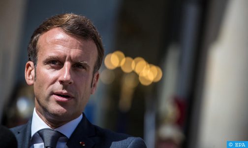 الرئيس الفرنسي يبدي استعداد بلاده لتنظيم مؤتمر لدعم لبنان