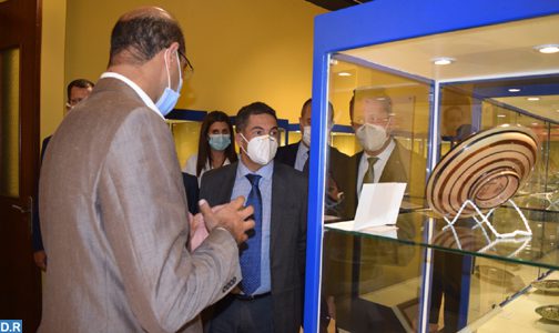 السيد أمزازي يزور المتحف الوطني للخزف بآسفي