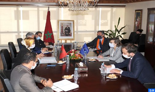السيدة الوفي وسفيرة الاتحاد الأوروبي بالمغرب تثمنان مستوى تنفيذ برامج التعاون الخاصة بإدماج المهاجرين