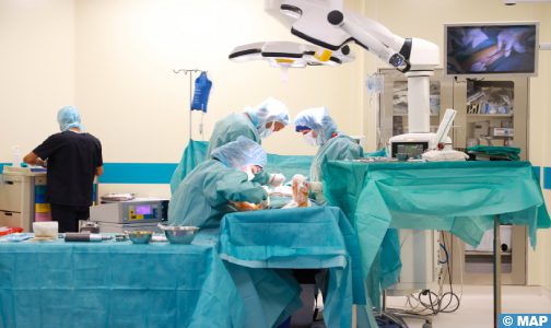 نجاح أول عملية زراعة مضخة القلب من قبل فريق طبي مغربي