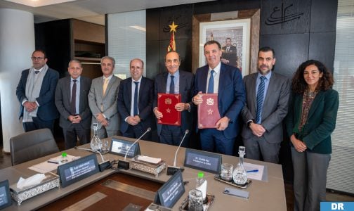 الرباط: توقيع اتفاقية-إطار بين المجلس الأعلى للتربية والتكوين والبحث العلمي والاتحاد العام لمقاولات المغرب