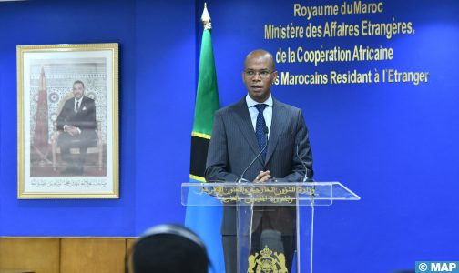 وزير الخارجية التنزاني يشيد بالدينامية التنموية التي يشهدها المغرب، “مصدر إلهام” لبلاده