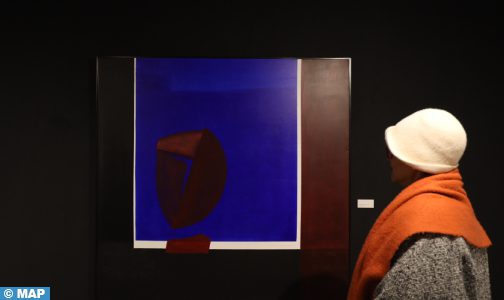 طنجة: افتتاح معرض “الأزرق” للفنانة أحلام لمسفر
