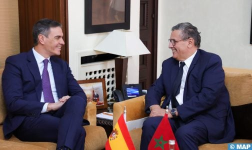 عزيز أخنوش يجري مباحثات مع رئيس الحكومة الإسباني