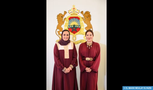 Son Altesse Royale la Princesse Lalla Hasnaa et S.E. Sheikha Al Mayassa Bint Hamad Al Thani visitent des expositions à l'occasion de l’Année de la Culture Qatar-Maroc 2024.(1)