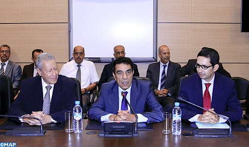 Passation des pouvoirs entre MM. Mohamed El Ouafa et Rachid Belmokhtar