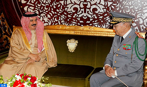 Le Souverain de Bahreïn reçoit le général de corps d’armée Abdelaziz Bennani