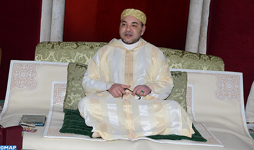 SM le Roi, Amir Al Mouminine, préside à la mosquée Abi Al-Abbas Sebti à Marrakech une veillée religieuse en commémoration d’Aid Al-Mawlid Annabaoui Acharif