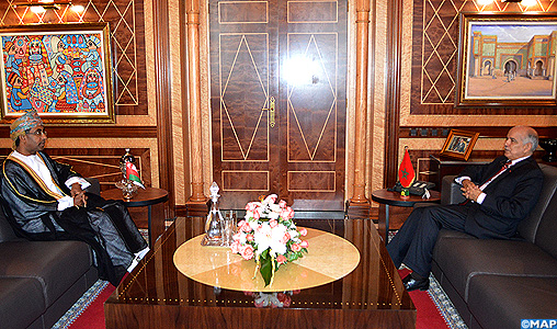 M. Biadillah examine avec l’ambassadeur du Sultanat d’Oman les moyens de promouvoir la coopération bilatérale