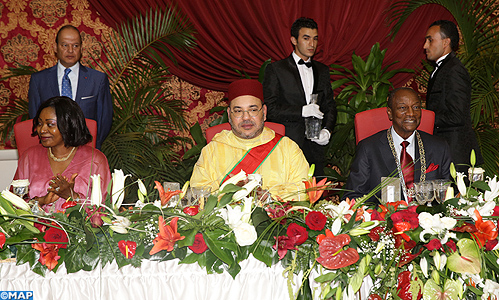 Le président guinéen offre un dîner officiel en l’honneur de SM le Roi