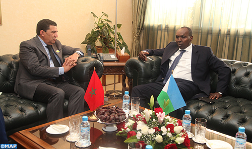 M. Moubdi s’entretient avec le ministre du travail de Djibouti des moyens de renforcer la coopération bilatérale