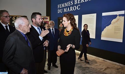 SAR la Princesse Lalla Salma préside à Rabat la cérémonie d’inauguration de l’exposition “Femmes berbères du Maroc”