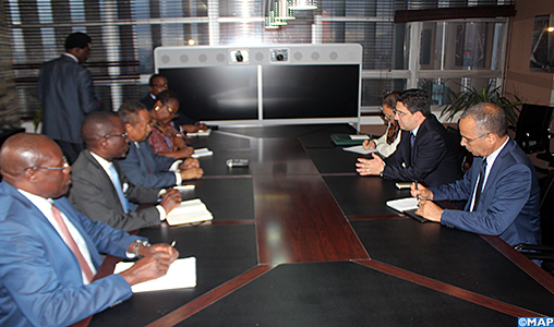 Addis-Abeba : M. Bourita s’entretient avec de hauts responsables de la CEA