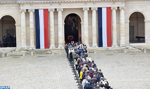 Les Français rendent un dernier hommage au Président Jacques Chirac