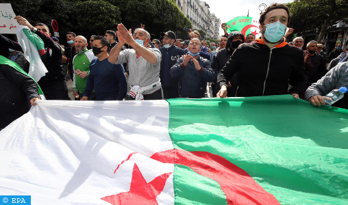 Plusieurs dizaines d’Algériens marchent à Genève contre l’intensification de la répression dans leur pays