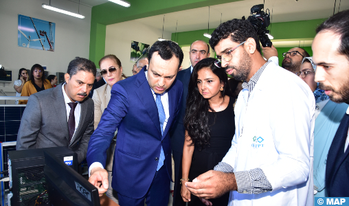 Skhirat: M. Sekkouri visite un centre de formation par apprentissage intra-entreprise