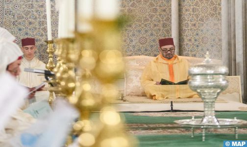 SM le Roi, Amir Al-Mouminine, préside à la mosquée Hassan à Rabat une veillée religieuse en commémoration de l’Aïd Al-Mawlid Al-Nabawi Acharif