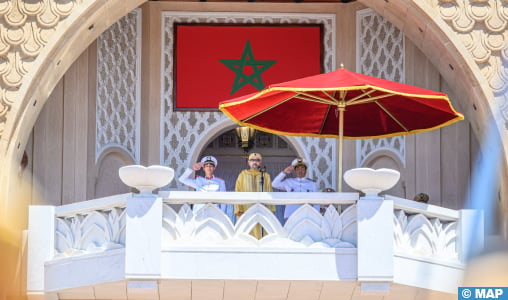 Fête du Trône : SM le Roi préside à Tétouan la cérémonie de prestation de serment des officiers lauréats des grandes écoles militaires et paramilitaires