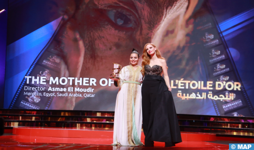 Festival International du Film de Marrakech: Le film “La mère de tous les mensonges” de Asmae El Moudir remporte l'”Etoile d’Or” de la 20ème édition