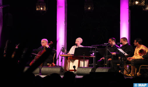 L’ensemble Musiqât de Tunisie et Khadija El Afrit éblouissent le public fassi lors d’un concert exceptionnel