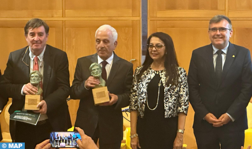 Abdelkader Chaoui et l’Institut Cervantès au Maroc récompensés par le Prix Ibn Rochd