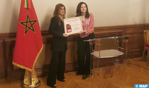 L’écrivaine marocaine Zineb Mekouar reçoit à Paris “le Prix du meilleur roman des lecteurs et des libraires Points 2024”