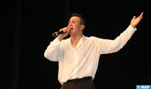 Le chanteur Hatim Idar en concert à Oujda