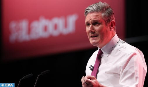 Législatives britanniques: Vainqueur, le Labour promet “une ère de renouveau national”