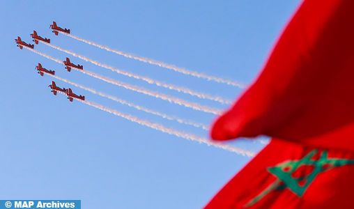 Fête du Trône : Les Forces Armées Royales organisent des Shows aériens et des sauts d’exhibition en parachutes