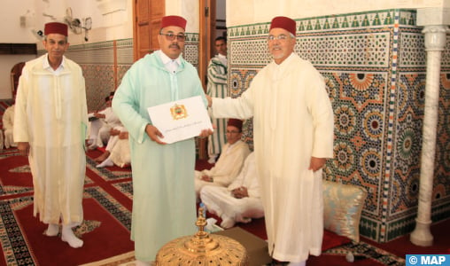 Province d’Al Haouz : Remise de deux dons royaux aux Chorfas de la zaouïa Amgharia