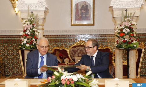 Signature à Rabat d’une convention entre l’Administration de la Défense Nationale et Royal Air Maroc