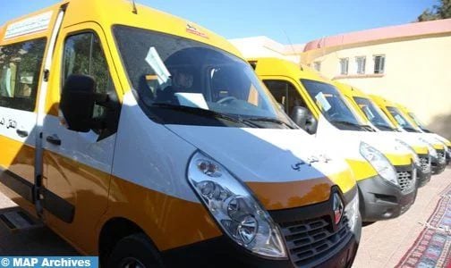 INDH/Chefchaouen: remise de bus de transport scolaire au profit de plusieurs communes