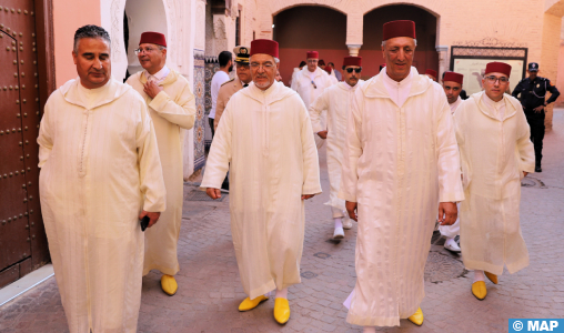 Marrakech : Remise de dons Royaux aux faqihs et madihines des mausolées de l’Imam Souhaïli et de Sidi Benslimane El Jazouli