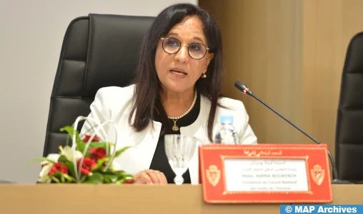 Le savoir, un levier majeur pour le développement du système national des droits de l’Homme (Mme Bouayach)