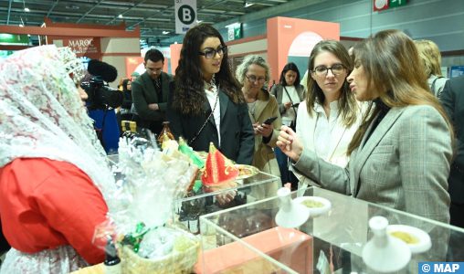 La ministre française chargée de l’Égalité femmes-hommes visite le pavillon marocain au SIA de Paris